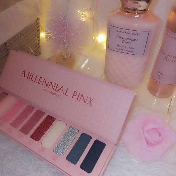 Perfect Pink Gift Set - Picture 4 of 7